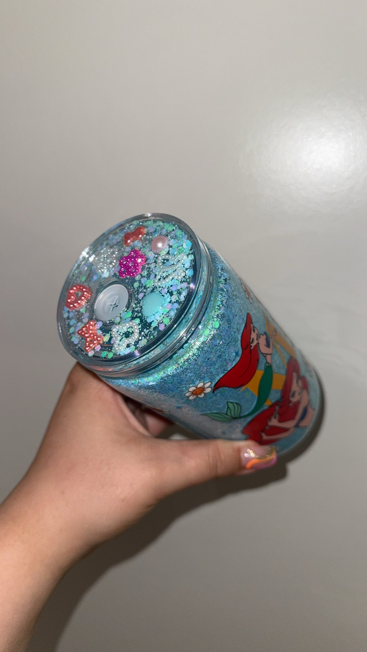 The Little Mermaid no globe